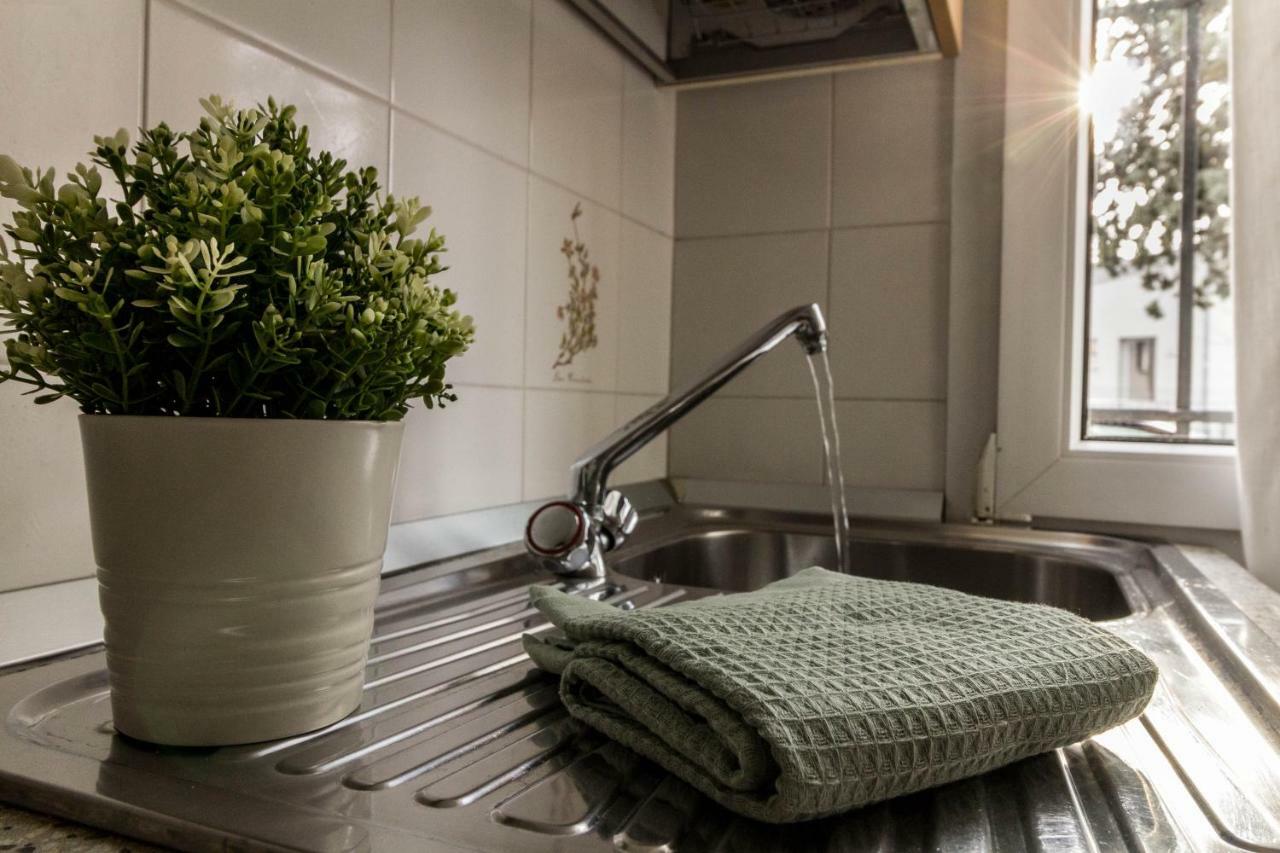 La Rosa Apartment Ferrara Bagian luar foto